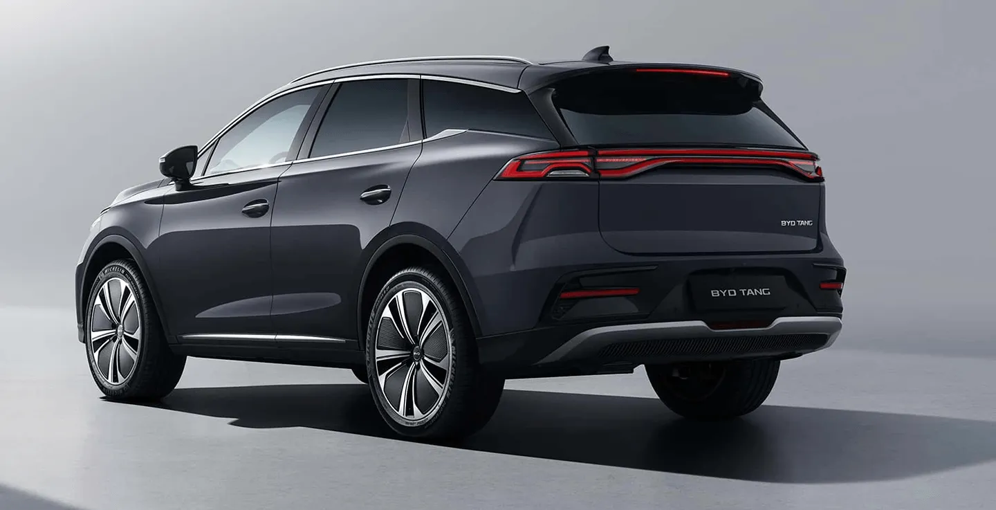Tang exterior